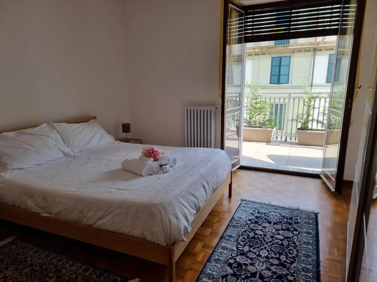 Mary House Apartment Sondrio Italy