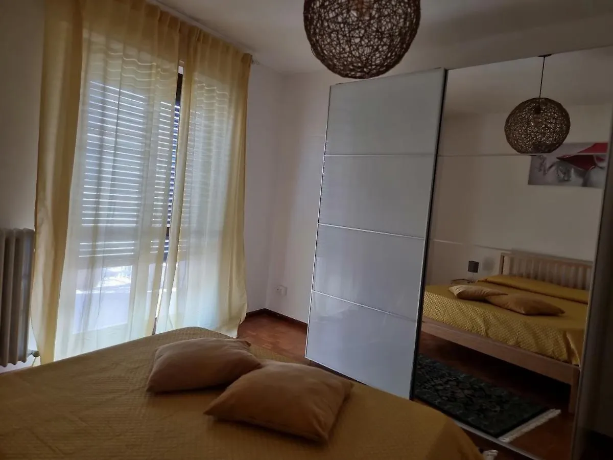 Mary House Apartment Sondrio Italy